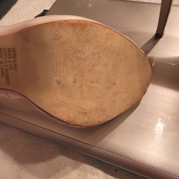 JG high heels - Picture 2 of 4